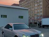 Mercedes-Benz E 320 2000 годаүшін4 400 000 тг. в Атырау – фото 2