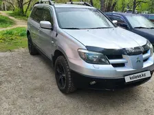 Mitsubishi Outlander, 2003