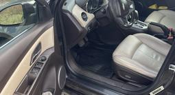 Chevrolet Cruze 2011 годаfor2 600 000 тг. в Петропавловск – фото 4