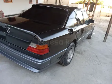 Mercedes-Benz E 200 1991 года за 1 300 000 тг. в Жаркент – фото 3