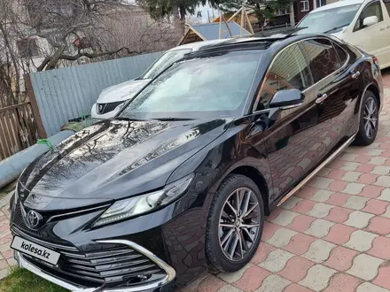 Toyota Camry 2023 года за 14 500 000 тг. в Кокшетау