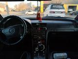 Mercedes-Benz C 220 1995 годаүшін2 500 000 тг. в Семей – фото 4