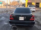 Mercedes-Benz C 220 1995 годаүшін2 500 000 тг. в Семей – фото 5