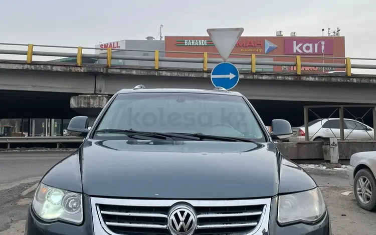 Volkswagen Touareg 2008 годаүшін4 000 000 тг. в Алматы