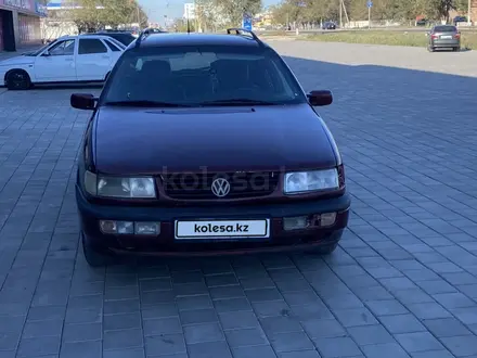 Volkswagen Passat 1994 года за 1 700 000 тг. в Караганда – фото 2