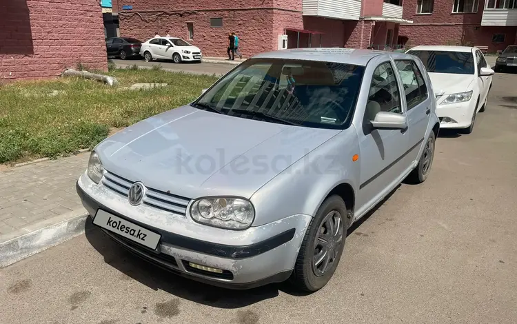 Volkswagen Golf 1998 годаfor1 620 000 тг. в Астана