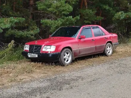 Mercedes-Benz E 200 1994 года за 750 000 тг. в Астана