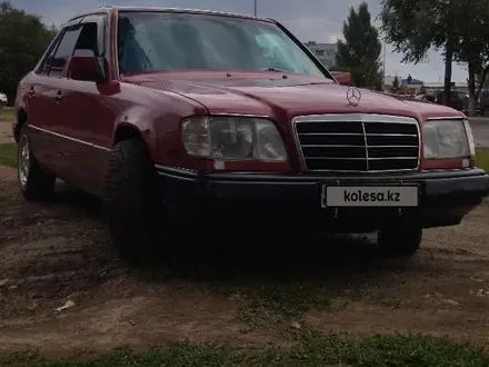 Mercedes-Benz E 200 1994 года за 750 000 тг. в Астана – фото 7