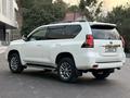 Toyota Land Cruiser Prado 2018 года за 21 900 000 тг. в Алматы – фото 12