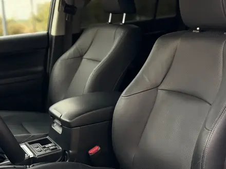 Toyota Land Cruiser Prado 2018 года за 21 900 000 тг. в Алматы – фото 25