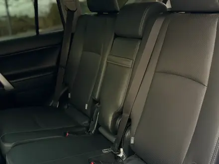 Toyota Land Cruiser Prado 2018 года за 21 900 000 тг. в Алматы – фото 29