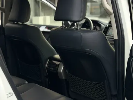 Toyota Land Cruiser Prado 2018 года за 21 900 000 тг. в Алматы – фото 31