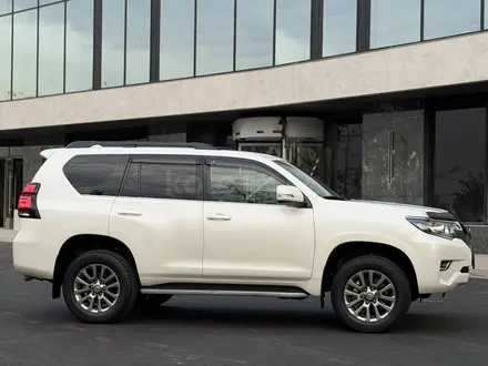 Toyota Land Cruiser Prado 2018 года за 21 900 000 тг. в Алматы – фото 5