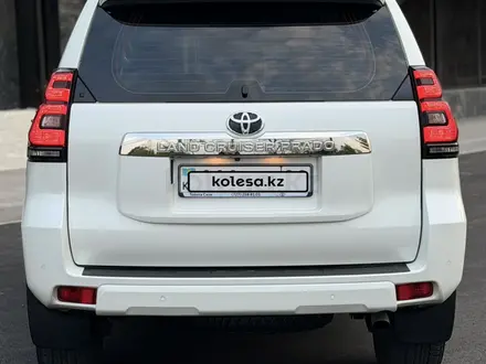 Toyota Land Cruiser Prado 2018 года за 21 900 000 тг. в Алматы – фото 10