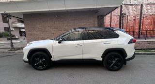 Toyota RAV4 2020 года за 14 500 000 тг. в Алматы