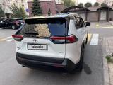 Toyota RAV4 2020 года за 15 500 000 тг. в Алматы – фото 4