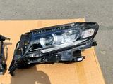 Фара комплект и отдельно Б у и новый за 30 000 тг. в Алматы