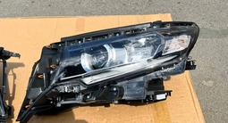 Фара комплект и отдельно Б у и новый за 30 000 тг. в Алматы