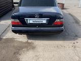 Mercedes-Benz E 260 1991 годаfor2 500 000 тг. в Караганда – фото 3