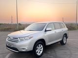 Toyota Highlander 2013 года за 8 500 000 тг. в Актау – фото 2