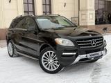 Mercedes-Benz ML 350 2014 годаүшін11 900 000 тг. в Караганда – фото 3