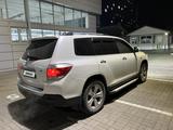 Toyota Highlander 2013 годаүшін15 800 000 тг. в Алматы – фото 2
