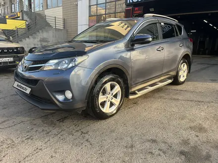 Toyota RAV4 2014 года за 12 300 000 тг. в Алматы