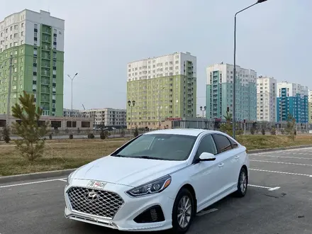 Hyundai Sonata 2017 года за 9 800 000 тг. в Туркестан