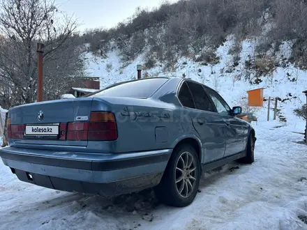 BMW 520 1991 года за 1 400 000 тг. в Алматы – фото 2