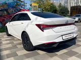 Hyundai Elantra 2023 годаүшін9 990 000 тг. в Алматы – фото 5