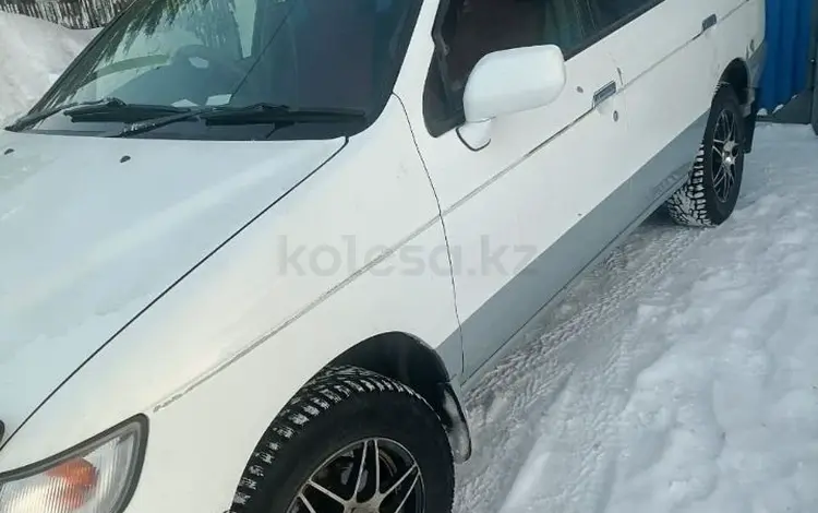 Nissan R'nessa 1997 года за 1 450 000 тг. в Алтай