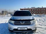 Toyota Highlander 2013 года за 13 000 000 тг. в Усть-Каменогорск