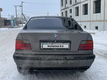 BMW 320 1992 года за 1 400 000 тг. в Шу – фото 2