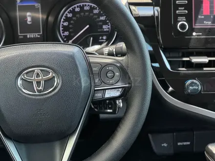 Toyota Camry 2020 года за 11 700 000 тг. в Шымкент – фото 17