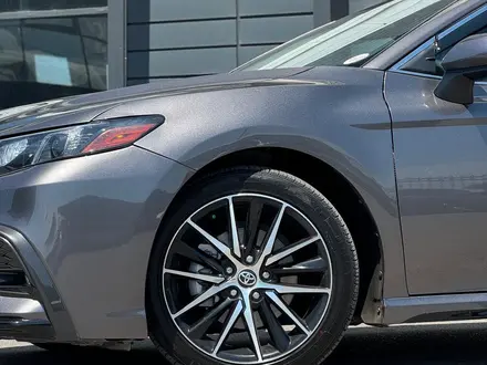Toyota Camry 2020 года за 11 700 000 тг. в Шымкент – фото 7