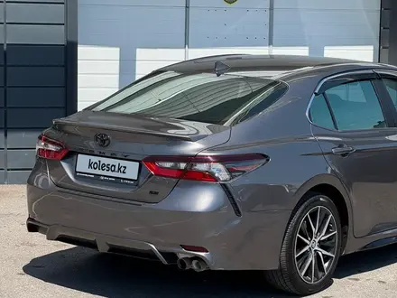 Toyota Camry 2020 года за 11 700 000 тг. в Шымкент – фото 9