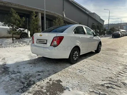 Chevrolet Aveo 2013 года за 3 300 000 тг. в Астана – фото 4