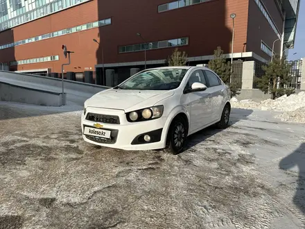 Chevrolet Aveo 2013 года за 3 300 000 тг. в Астана – фото 2