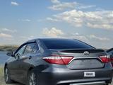 Toyota Camry 2017 года за 6 000 000 тг. в Актобе – фото 4