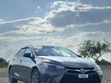 Toyota Camry 2017 года за 6 000 000 тг. в Актобе