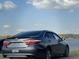 Toyota Camry 2017 года за 6 000 000 тг. в Актобе – фото 5
