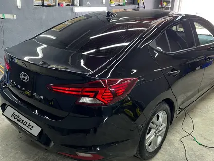 Hyundai Elantra 2018 года за 5 500 000 тг. в Актау – фото 6