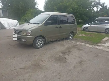 Toyota Town Ace Noah 1997 года за 3 400 000 тг. в Алматы – фото 5