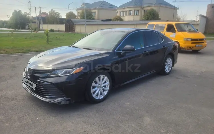 Toyota Camry 2020 года за 10 000 000 тг. в Шымкент