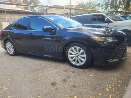 Toyota Camry 2020 года за 10 000 000 тг. в Шымкент – фото 13