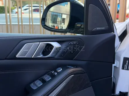 BMW X7 2021 года за 40 000 000 тг. в Астана – фото 15