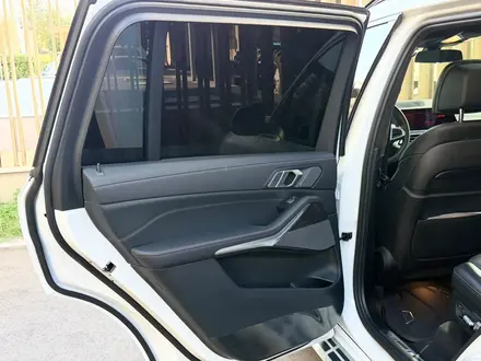 BMW X7 2021 года за 40 000 000 тг. в Астана – фото 34