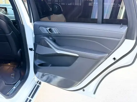 BMW X7 2021 года за 40 000 000 тг. в Астана – фото 39