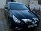 Hyundai Sonata 2012 года за 6 700 000 тг. в Уральск – фото 2