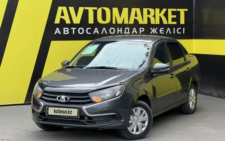 ВАЗ (Lada) Granta 2190 2019 годаүшін3 900 000 тг. в Семей